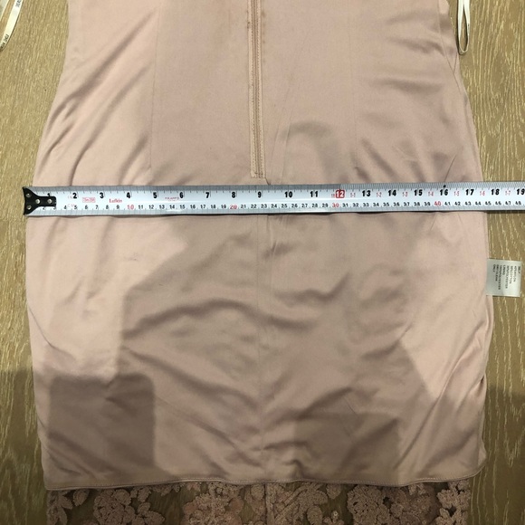 Tadashi Shoji Blush Dress - Picture 7 of 8